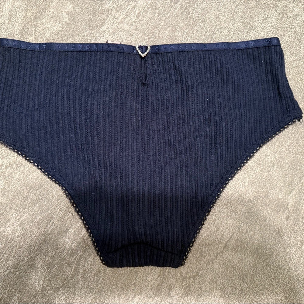 NWT Victoria’s Secret navy hiphugger panty with heart detail on back